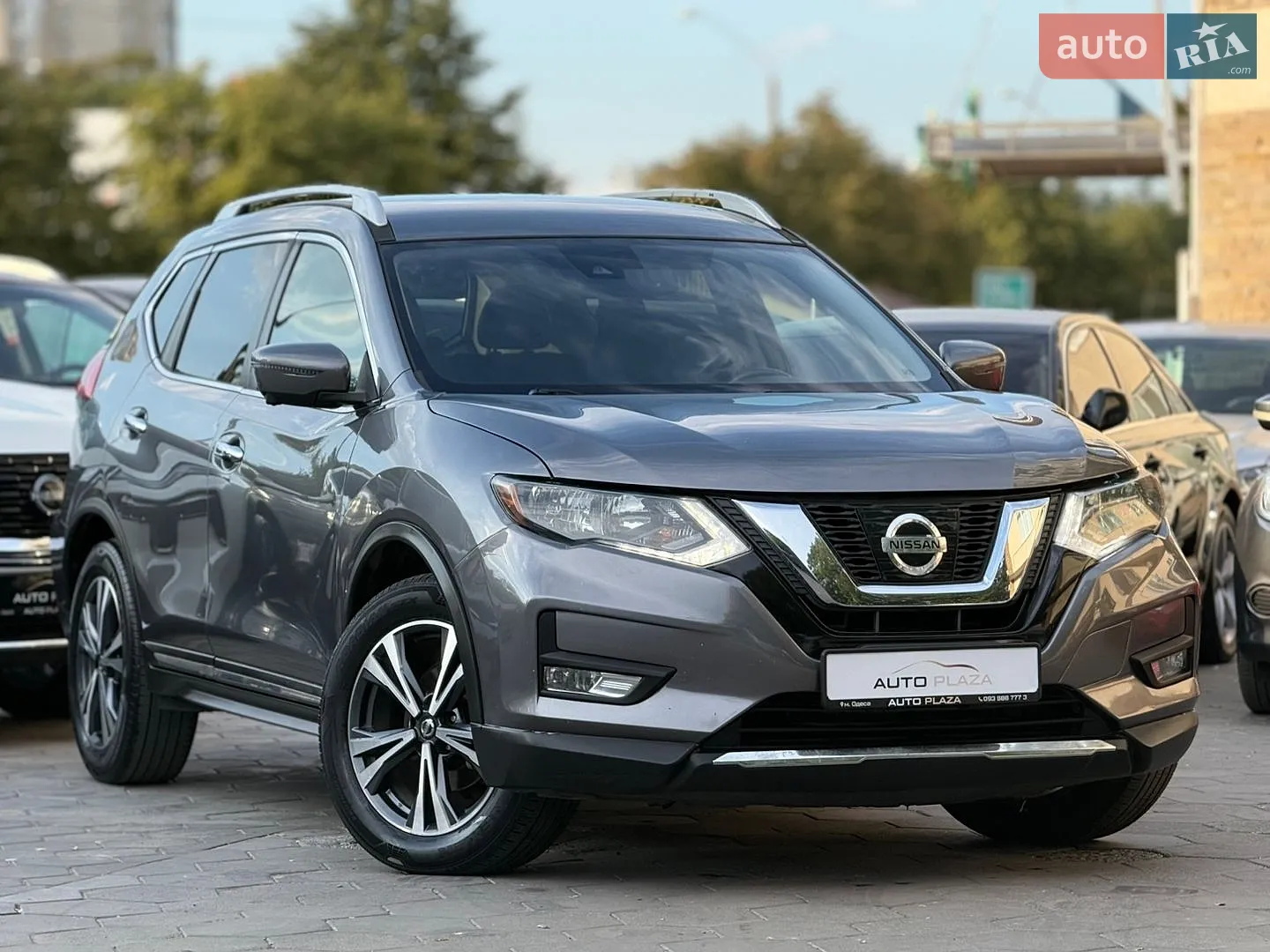 2017 Nissan Rogue - мініатюра 3