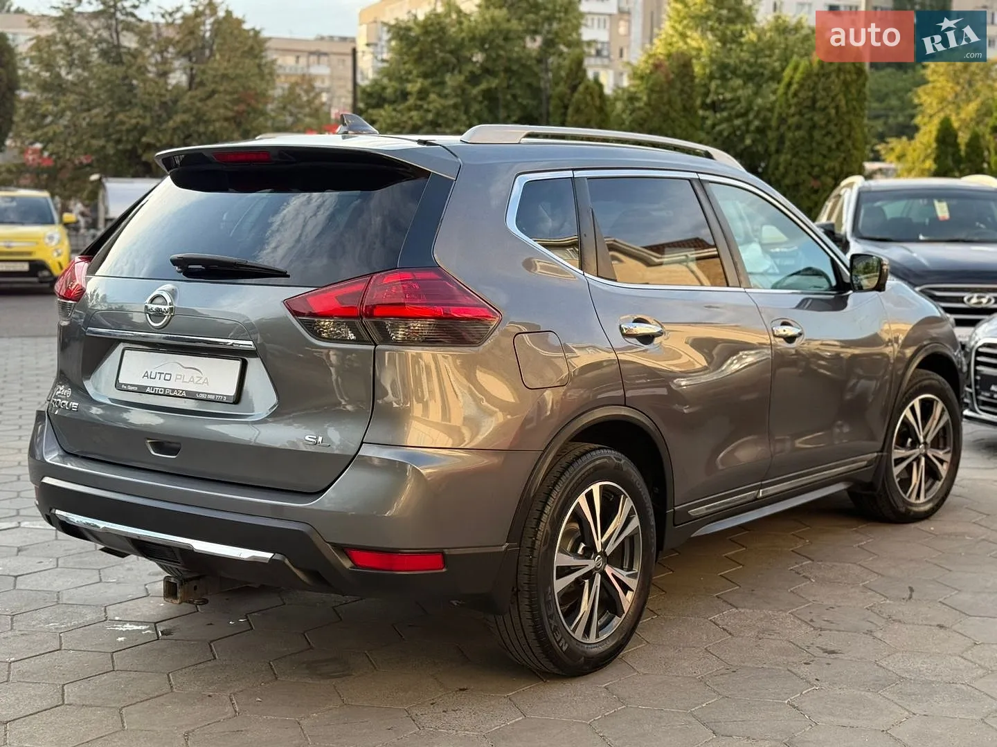 2017 Nissan Rogue - мініатюра 18