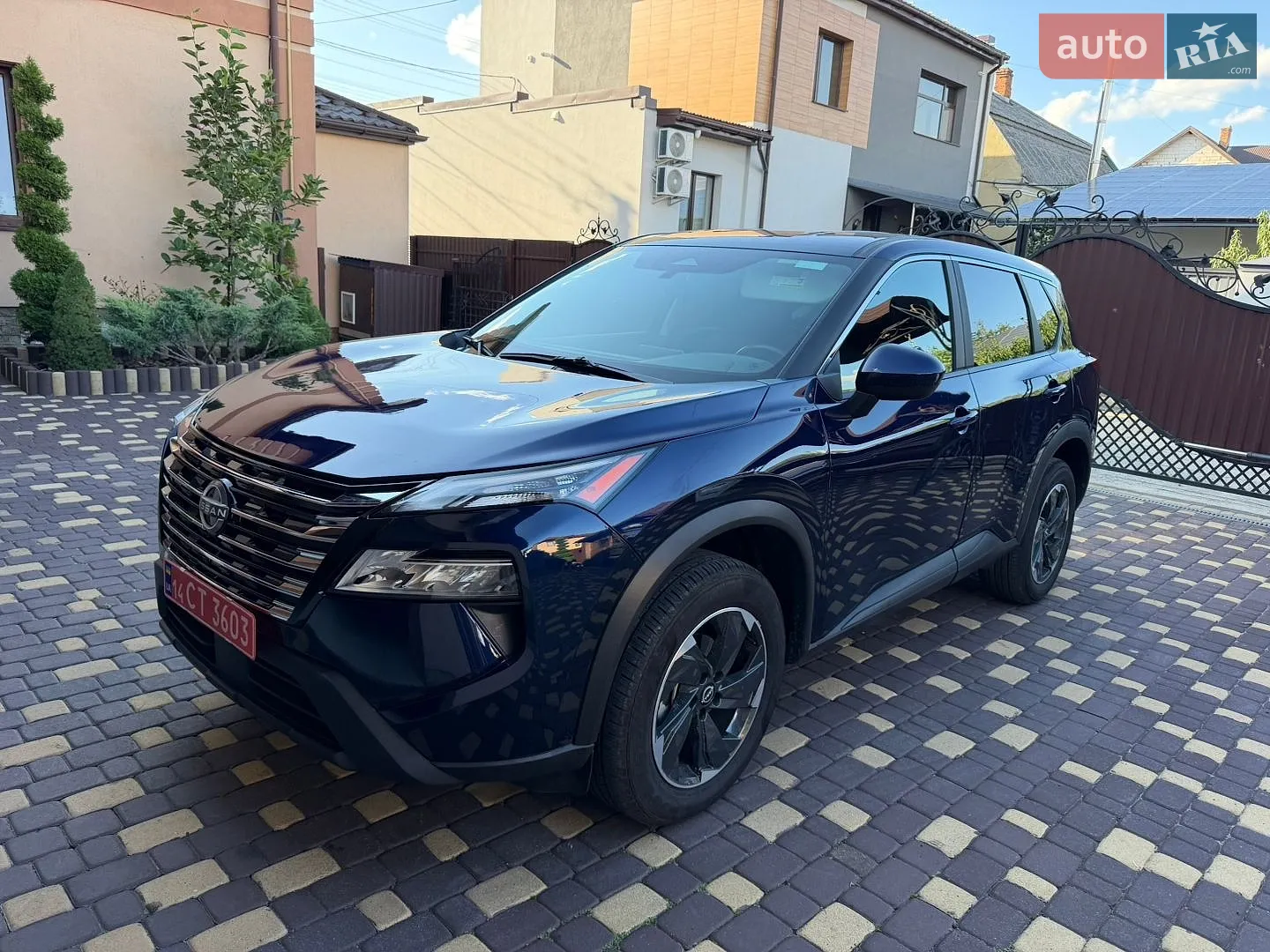 2025 Nissan Rogue - фото 1