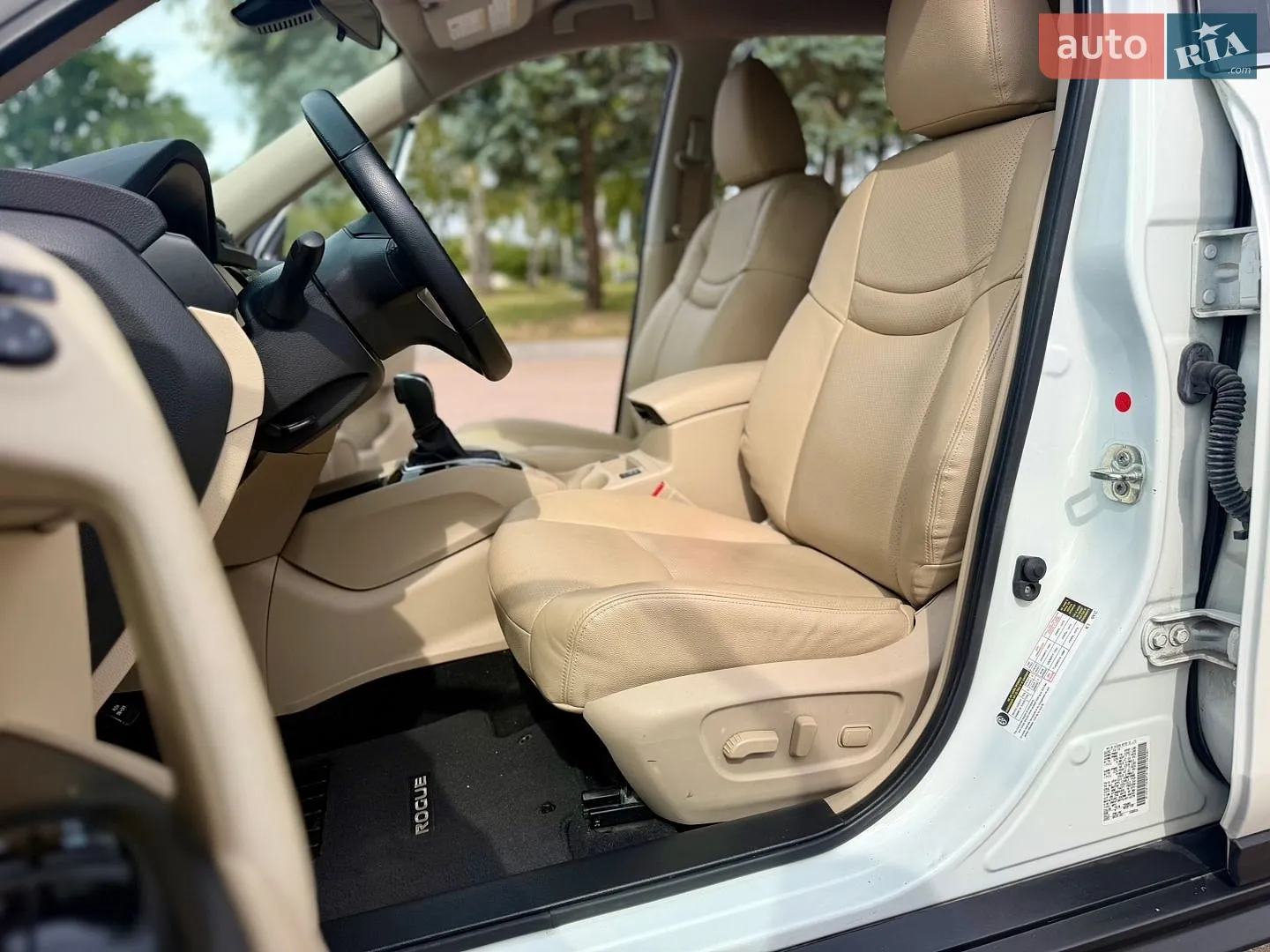 2020 Nissan Rogue - мініатюра 32