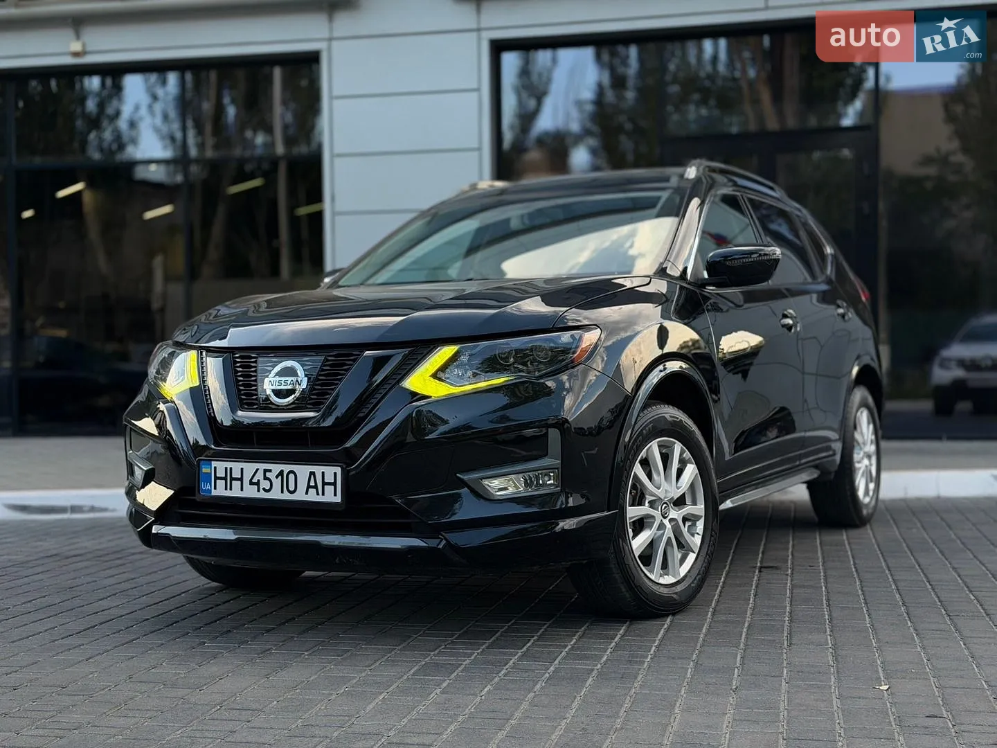 2016 Nissan Rogue - мініатюра 2