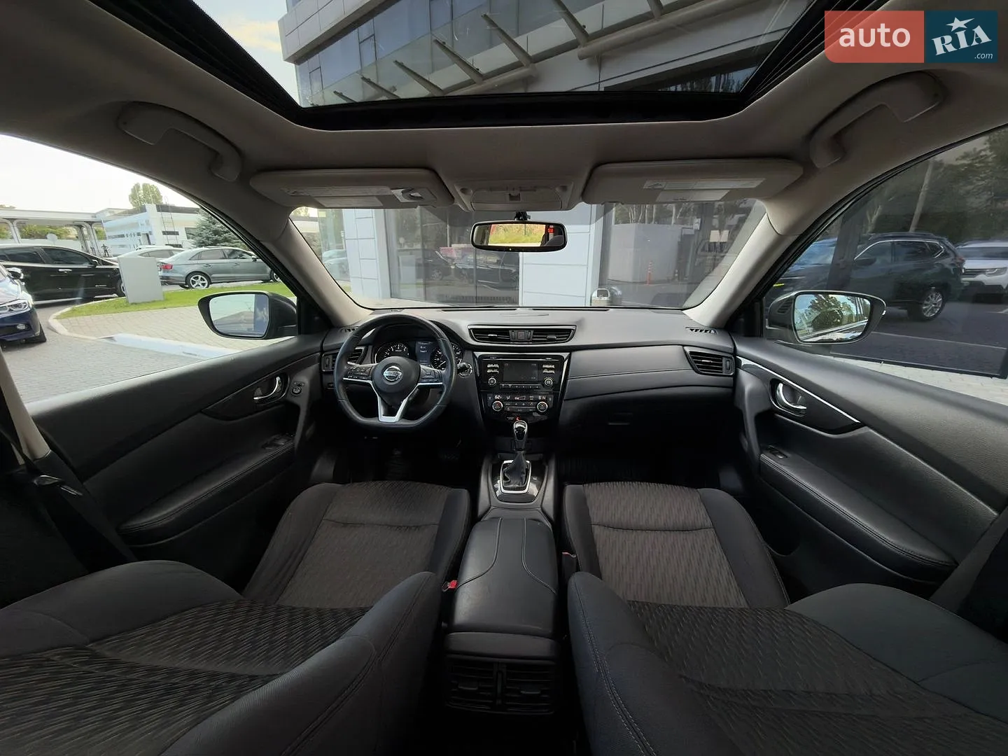 2016 Nissan Rogue - мініатюра 16