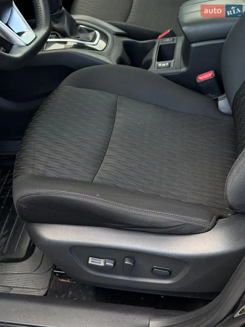 2016 Nissan Rogue - мініатюра 19