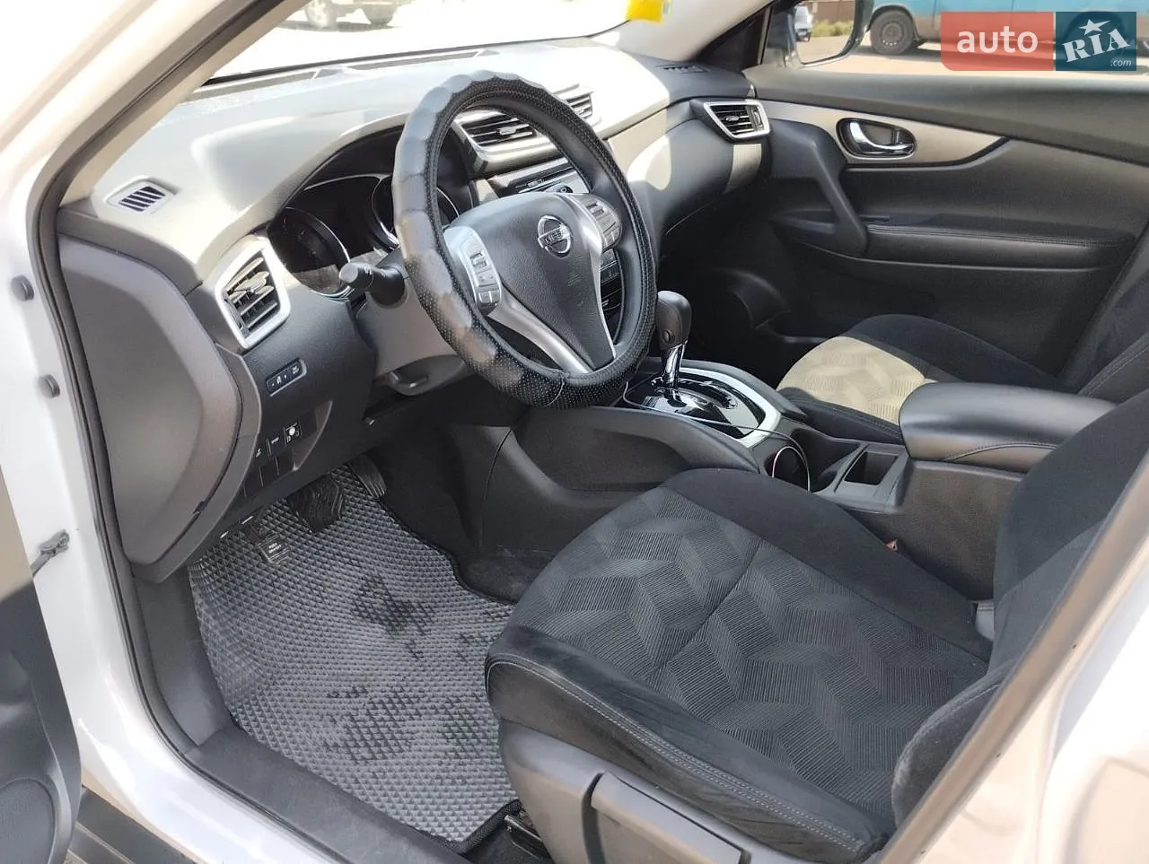 2016 Nissan Rogue - мініатюра 14