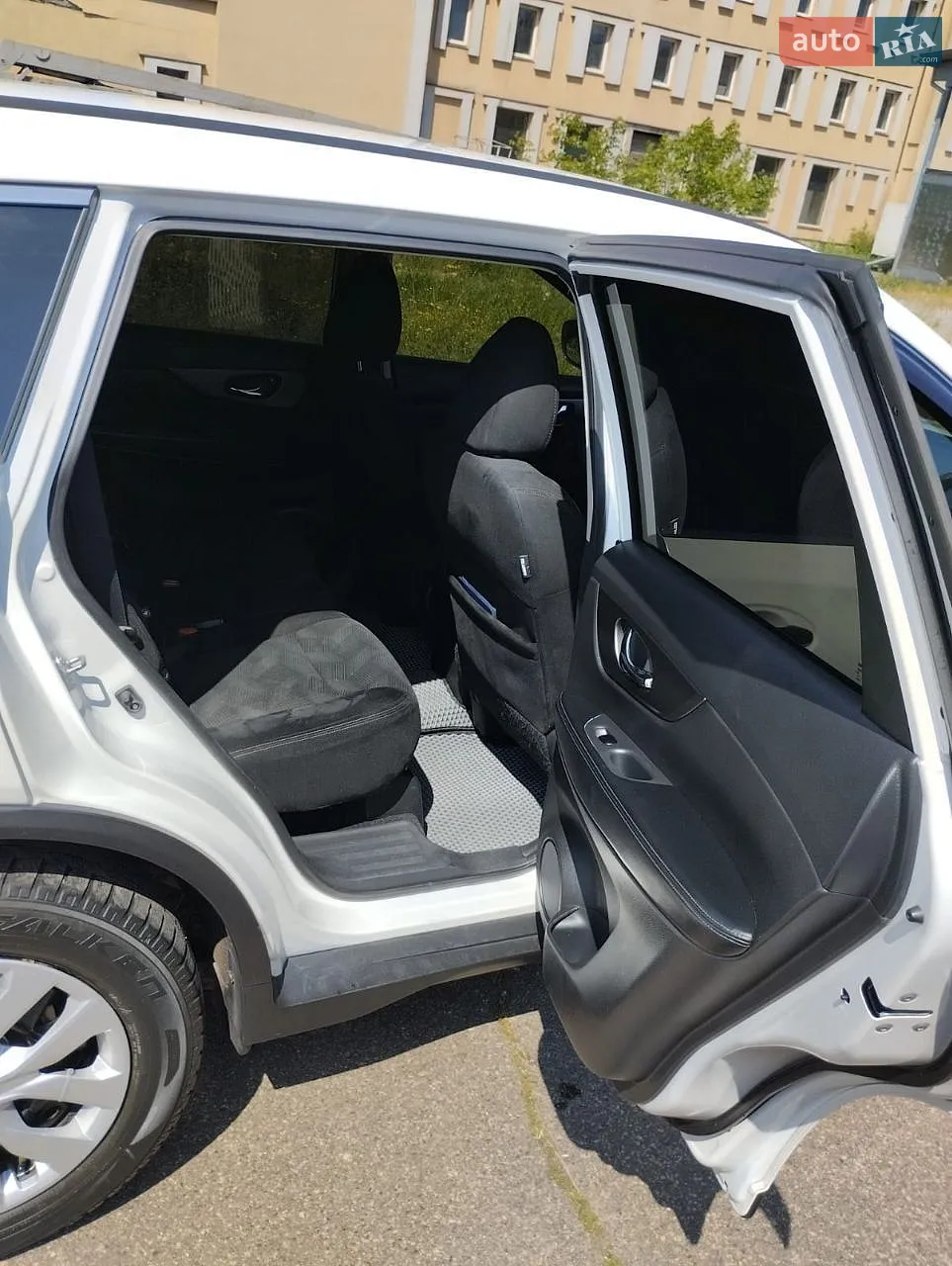 2016 Nissan Rogue - мініатюра 18