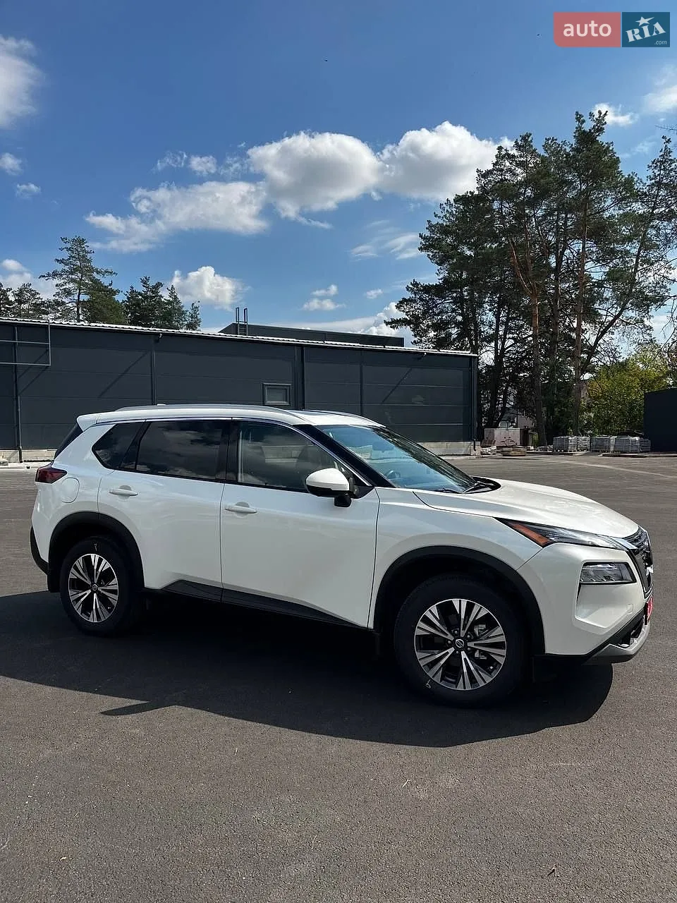 2021 Nissan Rogue - мініатюра 3