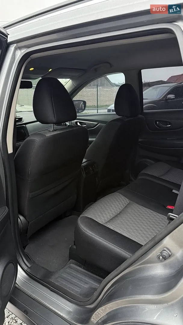2016 Nissan Rogue - мініатюра 9