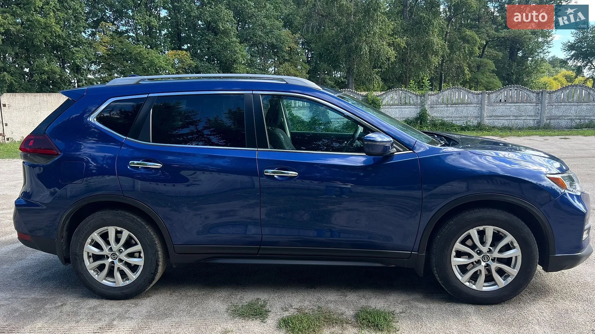 2019 Nissan Rogue - мініатюра 2