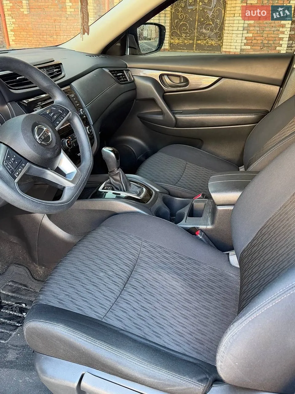2019 Nissan Rogue - мініатюра 10