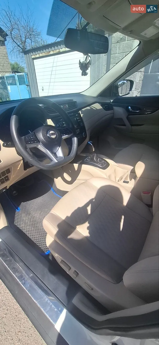 2017 Nissan Rogue - мініатюра 6