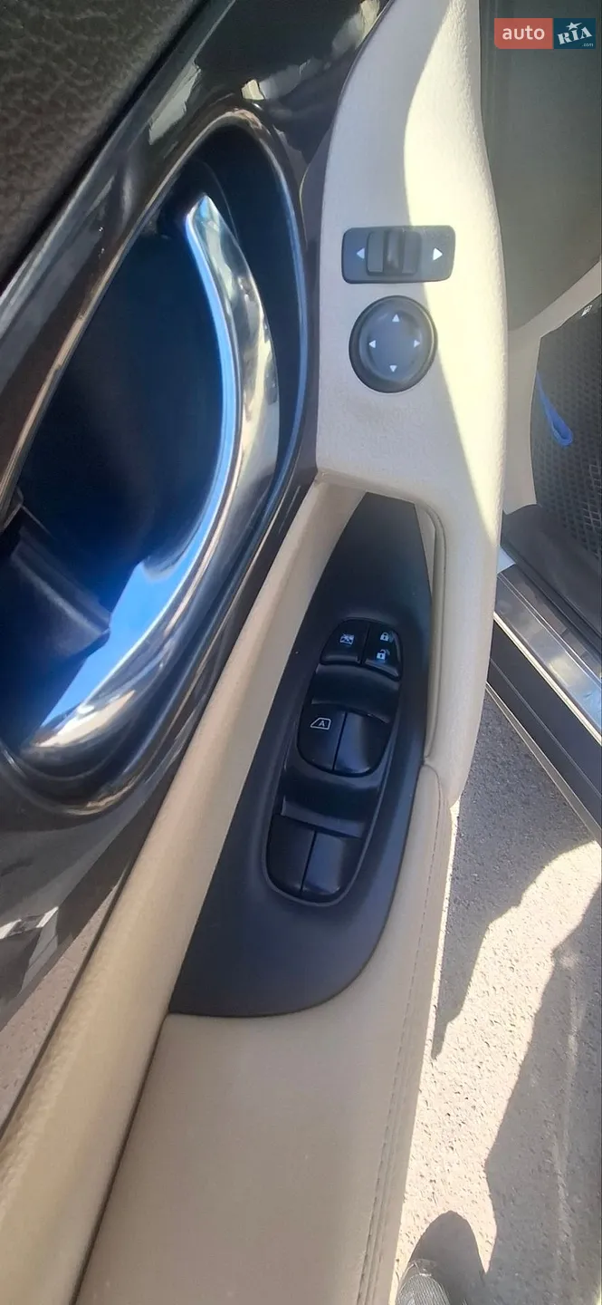 2017 Nissan Rogue - мініатюра 31