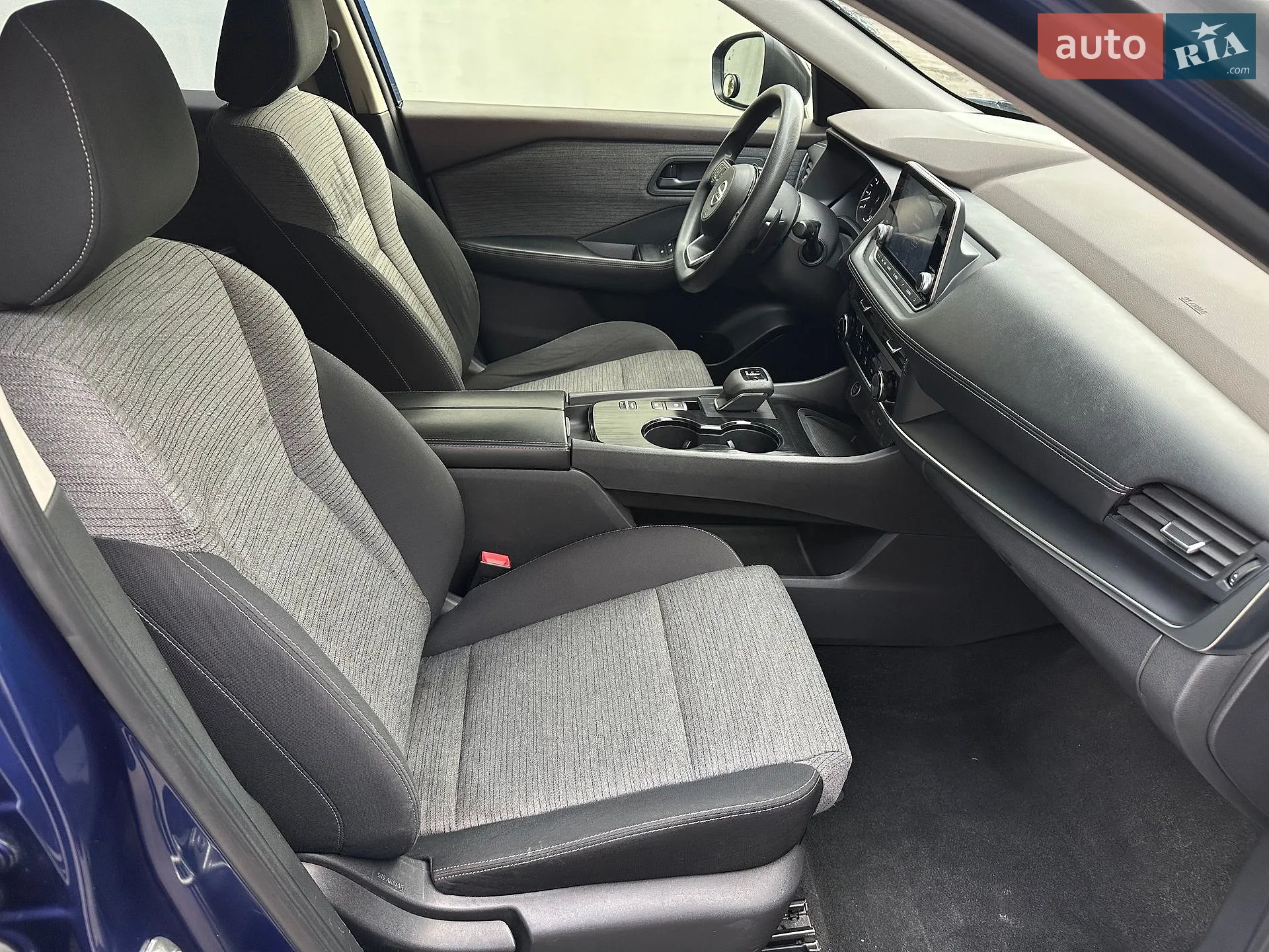 2020 Nissan Rogue - мініатюра 13