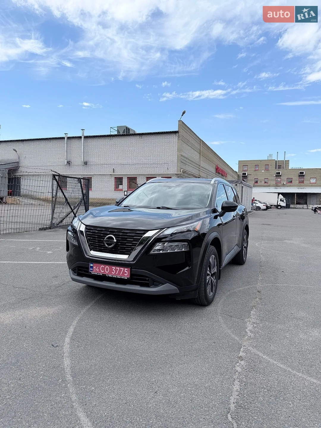 2021 Nissan Rogue - фото 1