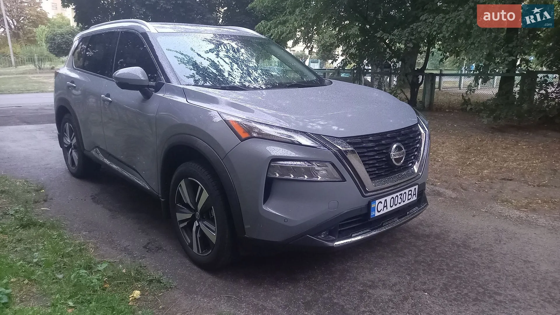 2021 Nissan Rogue - мініатюра 2