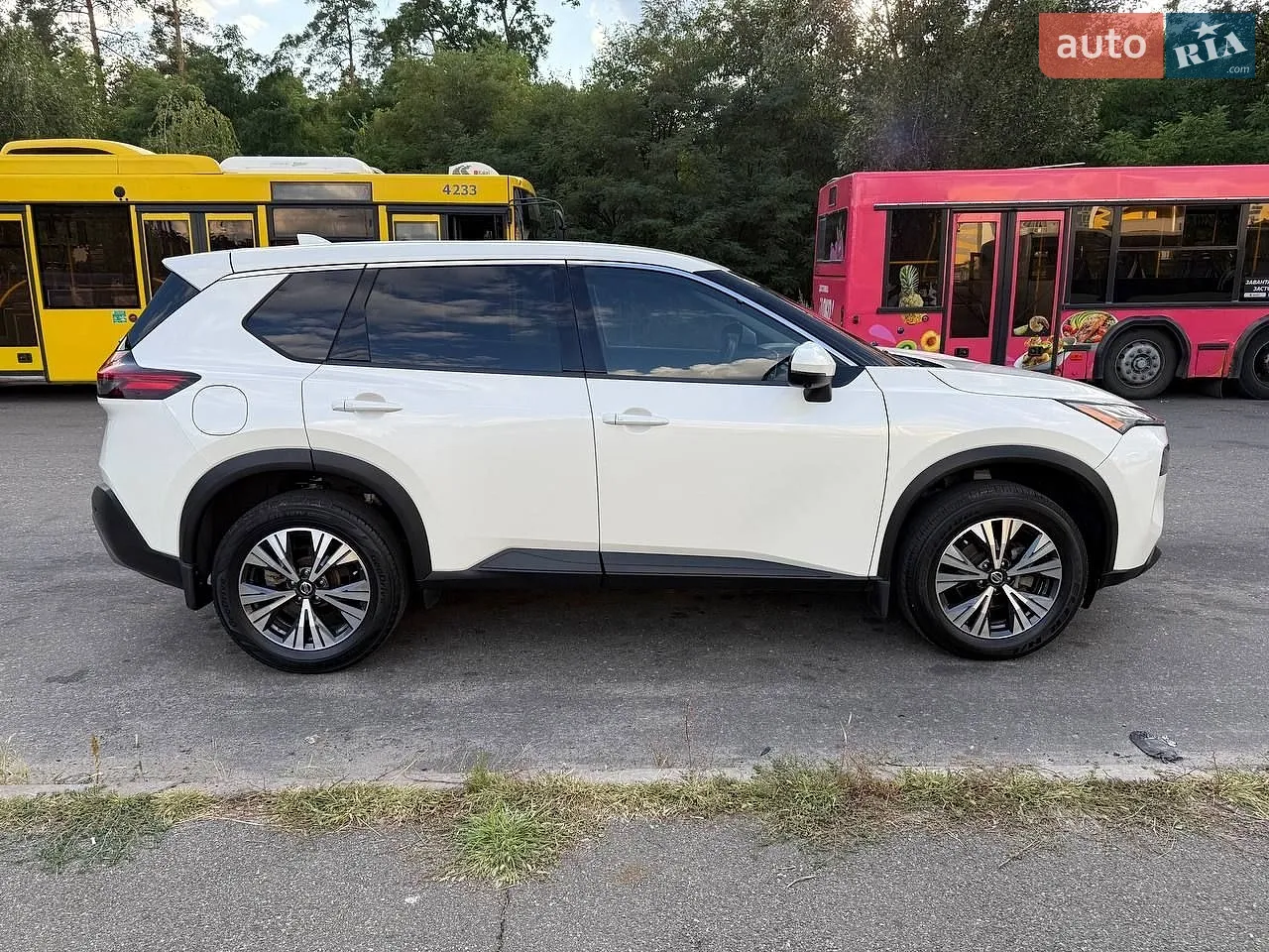 2021 Nissan Rogue - мініатюра 6