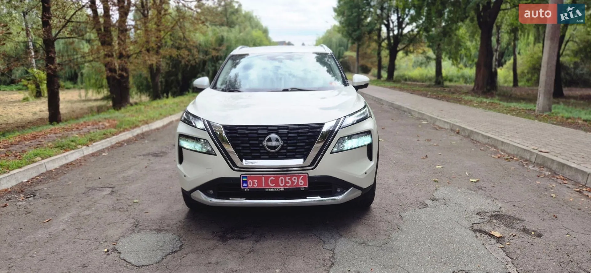 2020 Nissan Rogue - мініатюра 2
