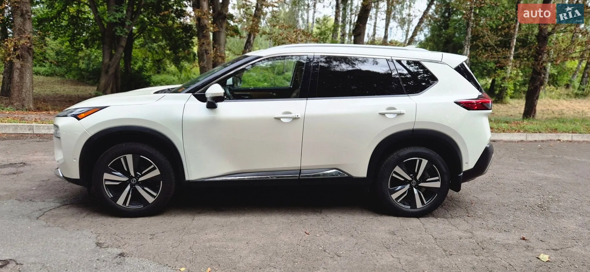 2020 Nissan Rogue - мініатюра 8