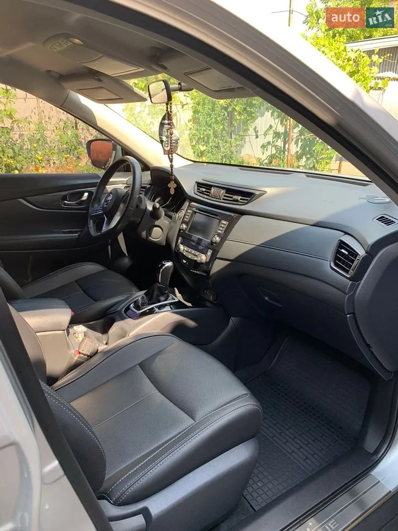 2018 Nissan Rogue - мініатюра 9