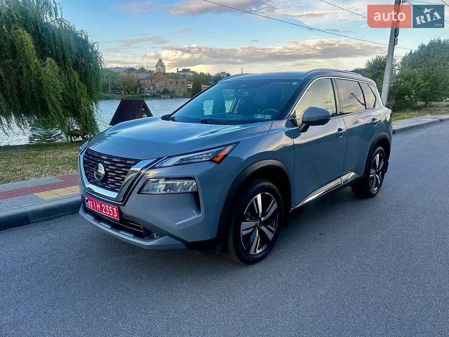 2021 Nissan Rogue - фото 1