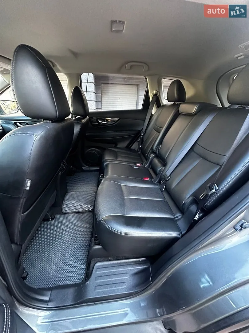 2017 Nissan Rogue - мініатюра 9
