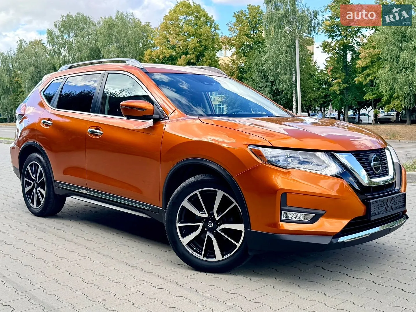 2019 Nissan Rogue - фото 1