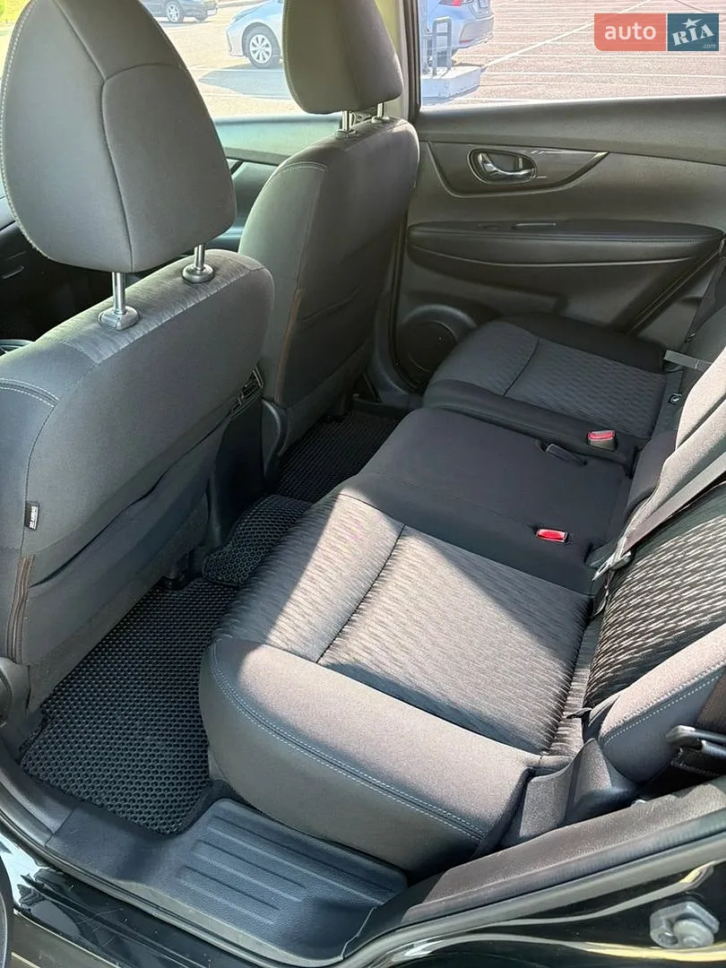 2017 Nissan Rogue - мініатюра 12