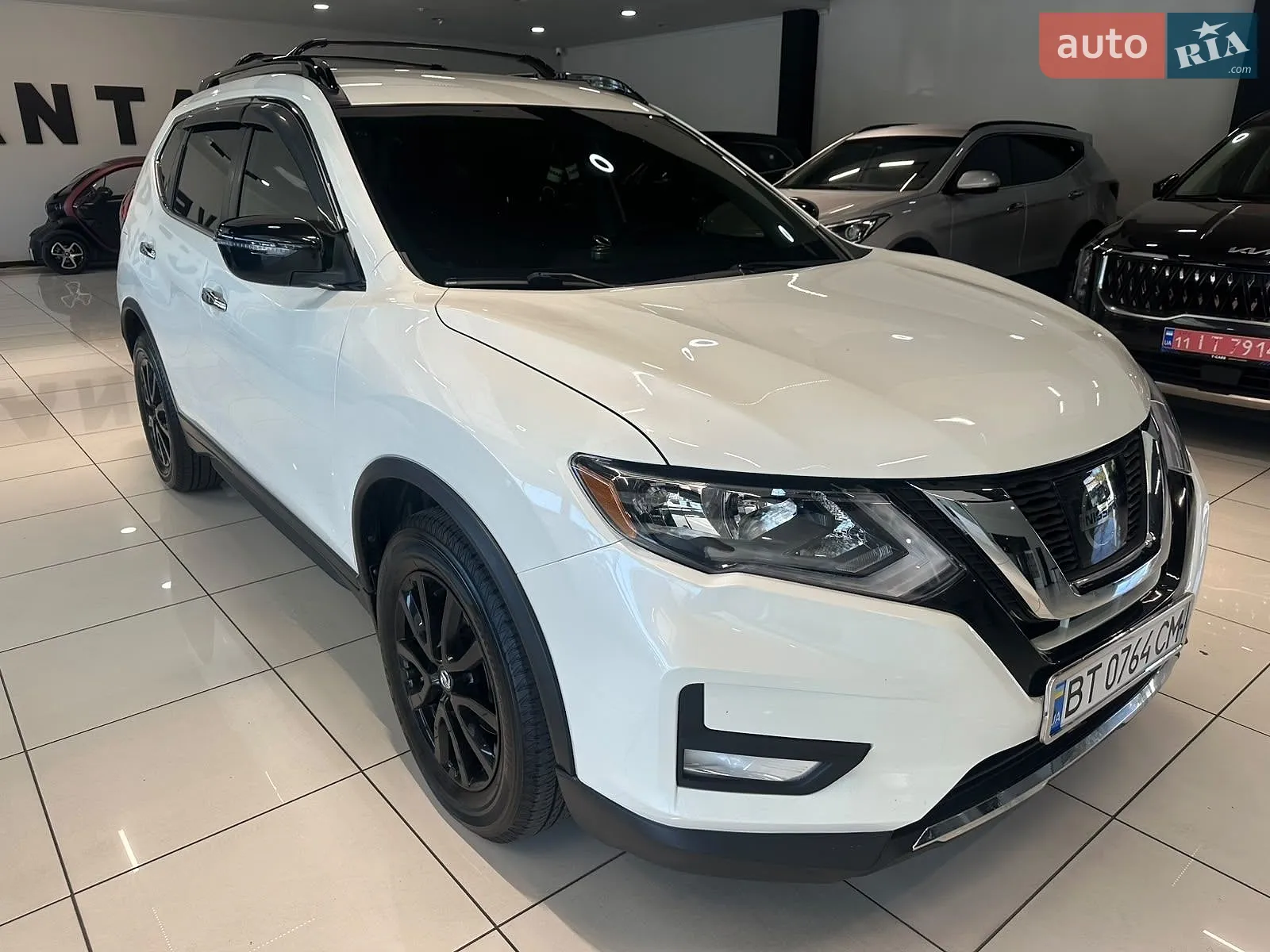 2017 Nissan Rogue - фото 1