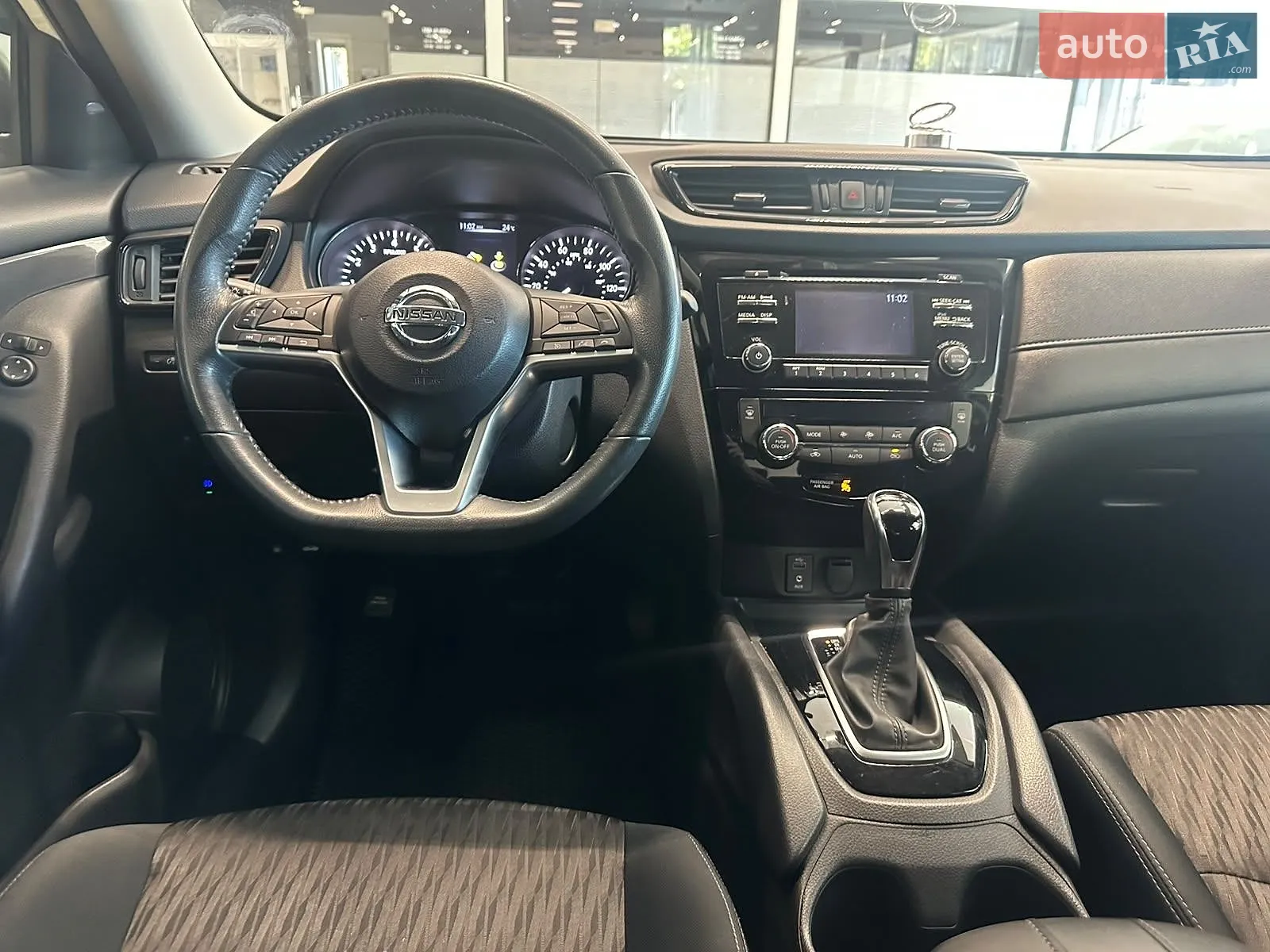 2017 Nissan Rogue - мініатюра 18