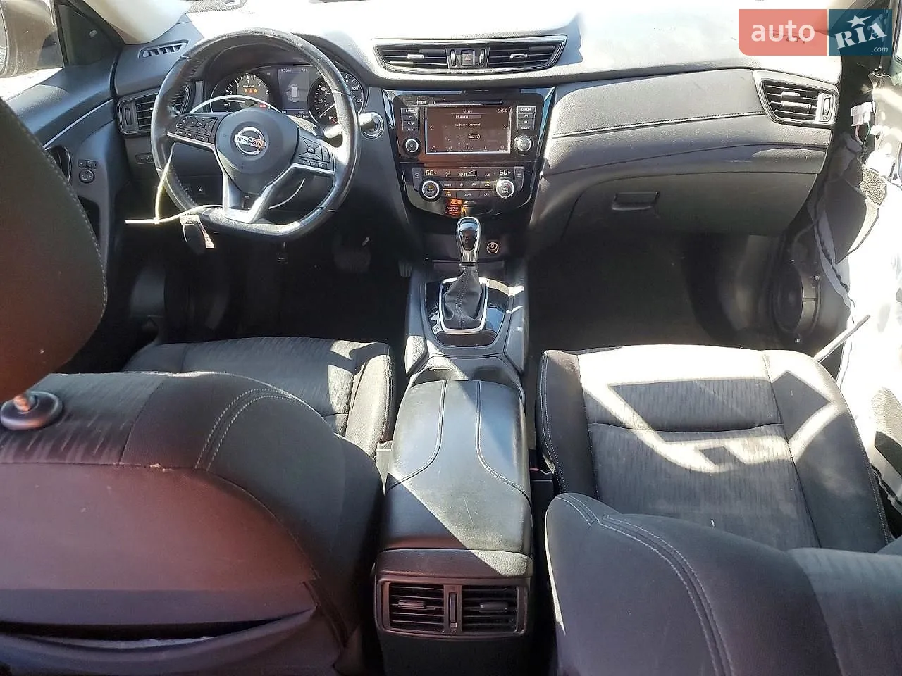 2019 Nissan Rogue - мініатюра 8