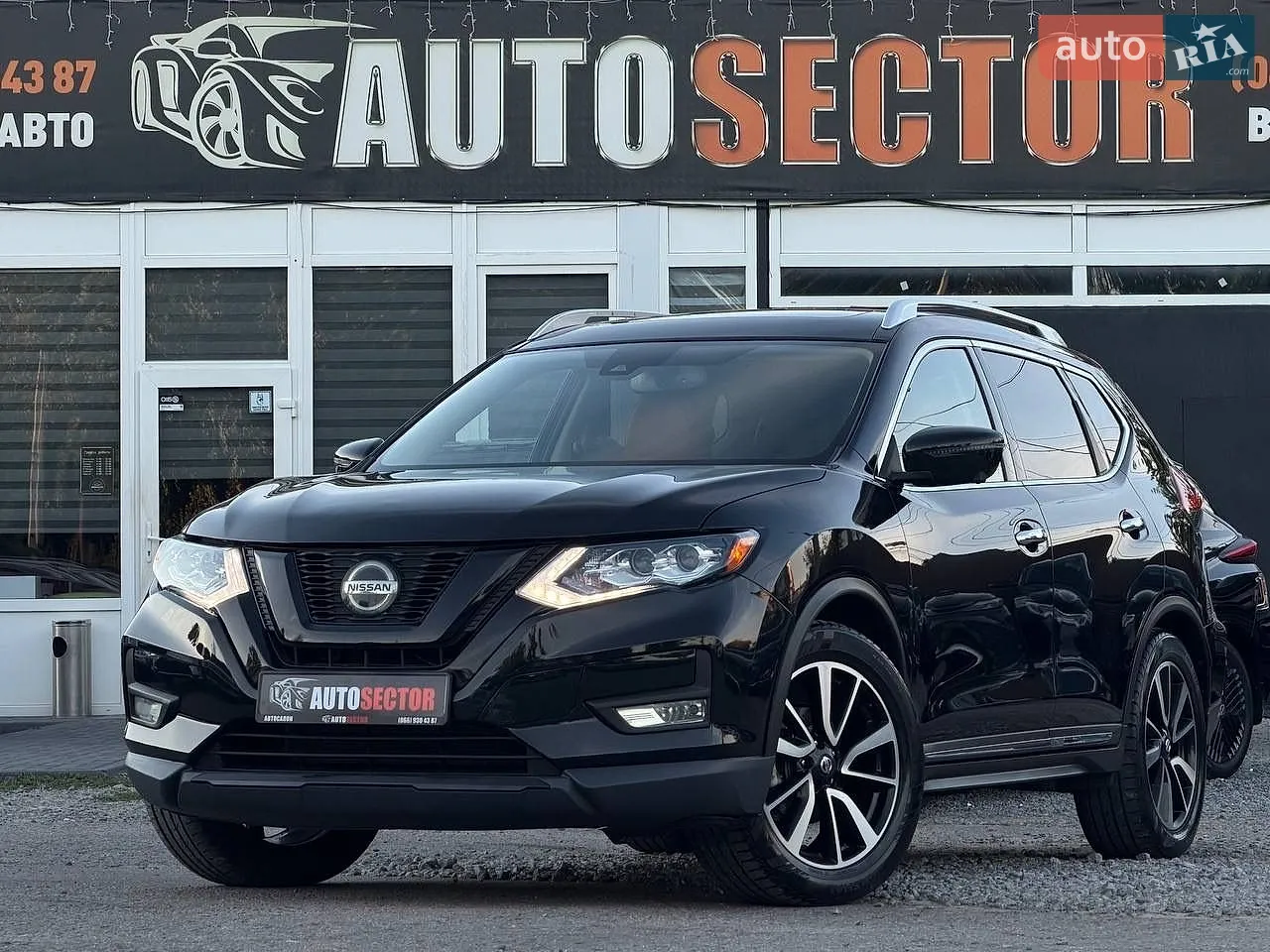 Позашляховик / Кросовер Nissan Rogue 2018 в Харкові фото