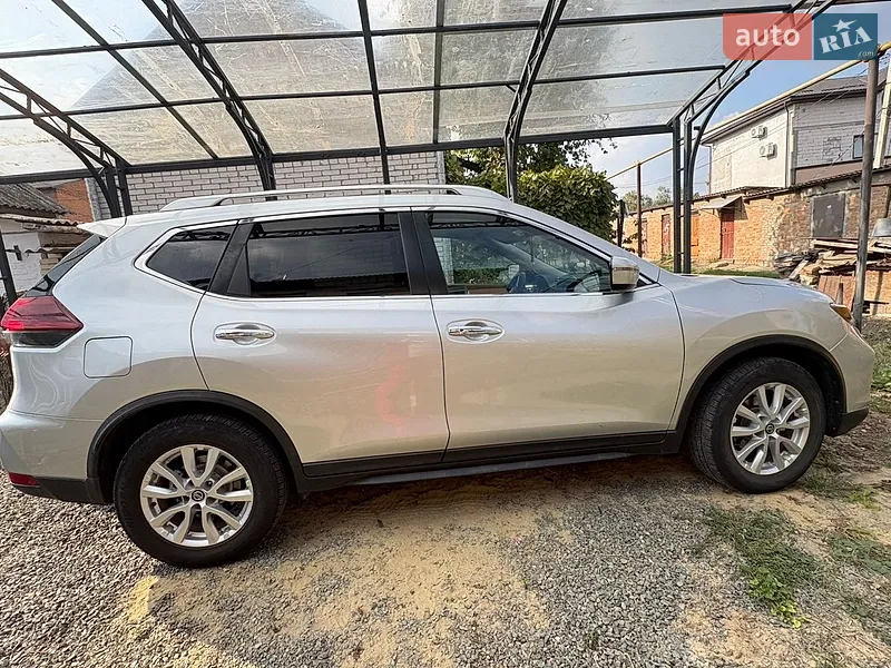 Nissan Rogue