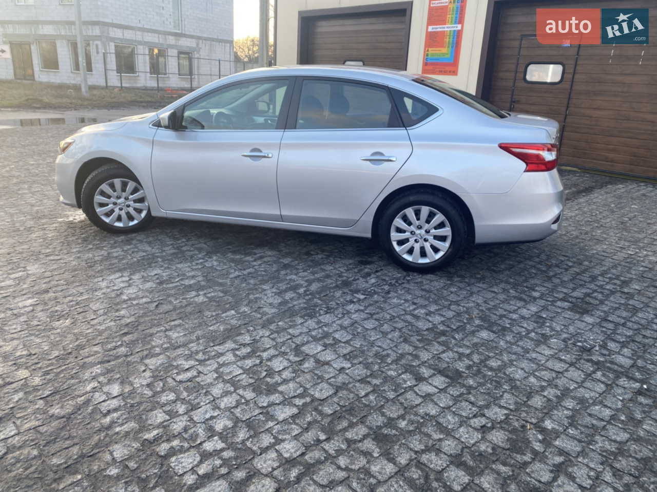 2018 Nissan Sentra - мініатюра 2