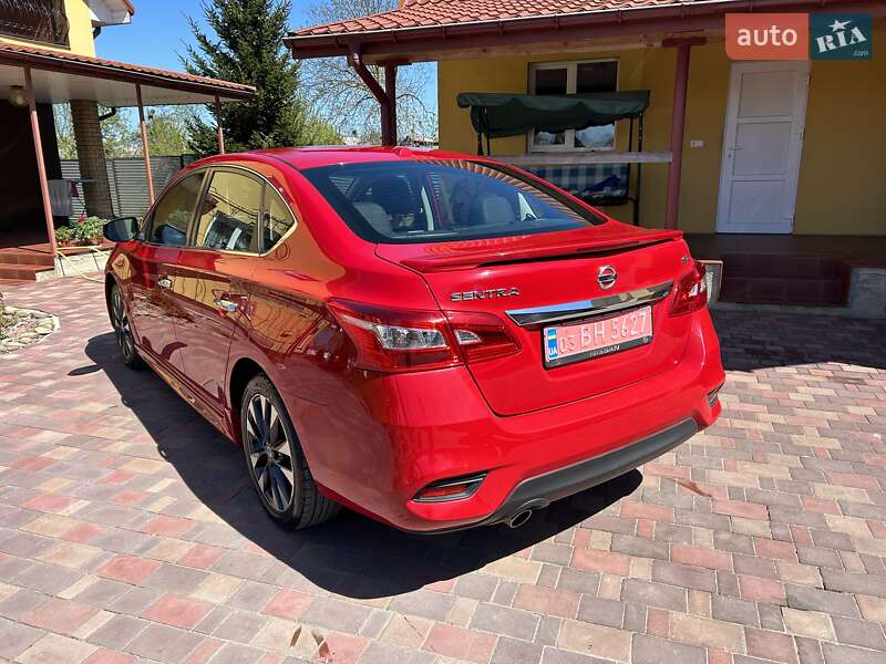 Седан Nissan Sentra 2016 в Луцьку