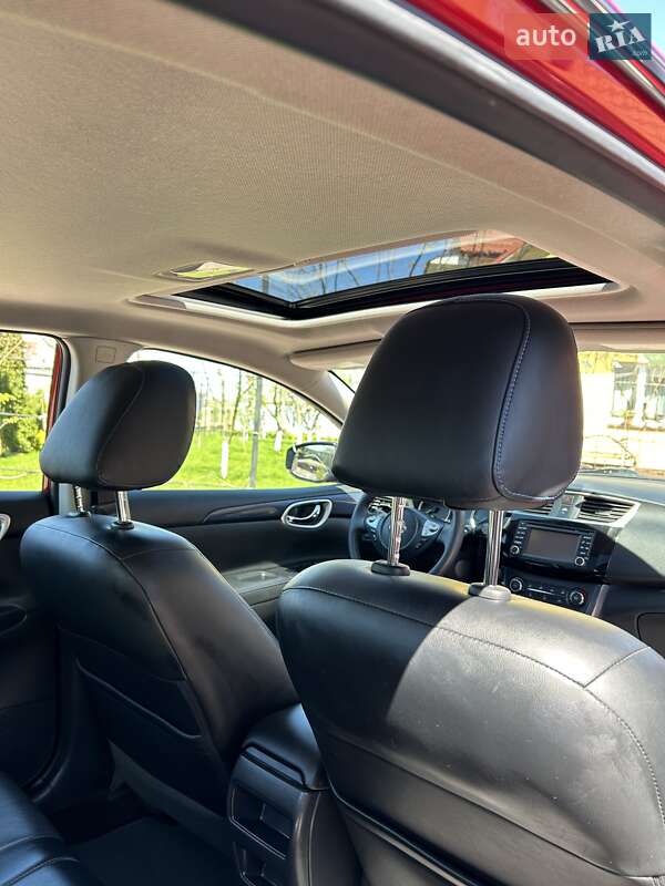 Седан Nissan Sentra 2016 в Луцьку