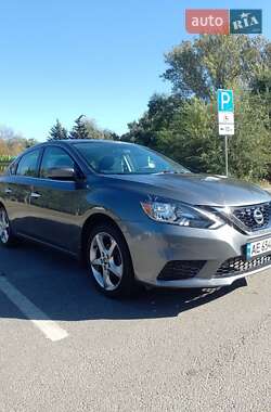 Седан Nissan Sentra 2018 в 