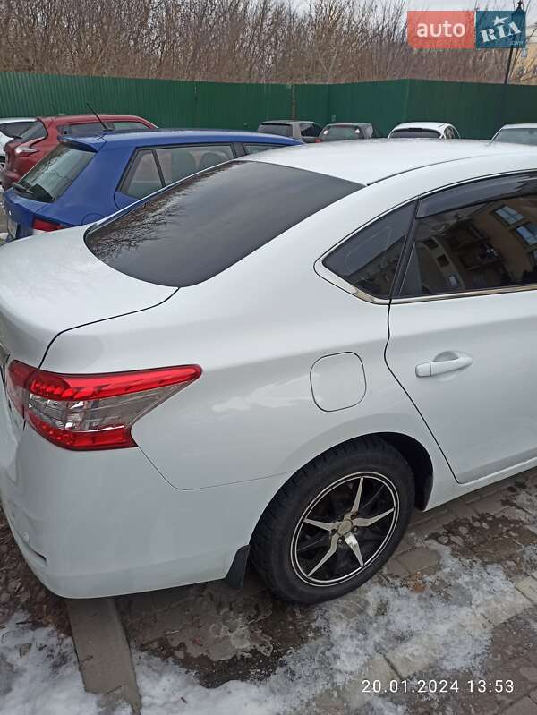 Седан Nissan Sentra 2015 в Києві