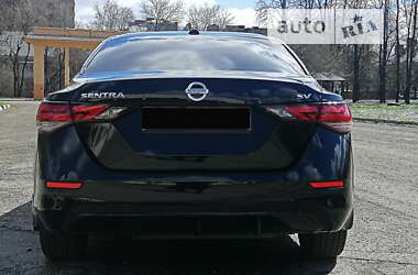 Седан Nissan Sentra 2020 в 