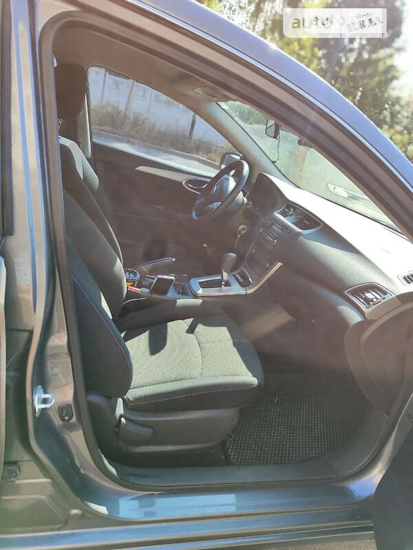 Седан Nissan Sentra 2015 в Виннице