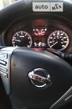 Седан Nissan Sentra 2014 в Днепре
