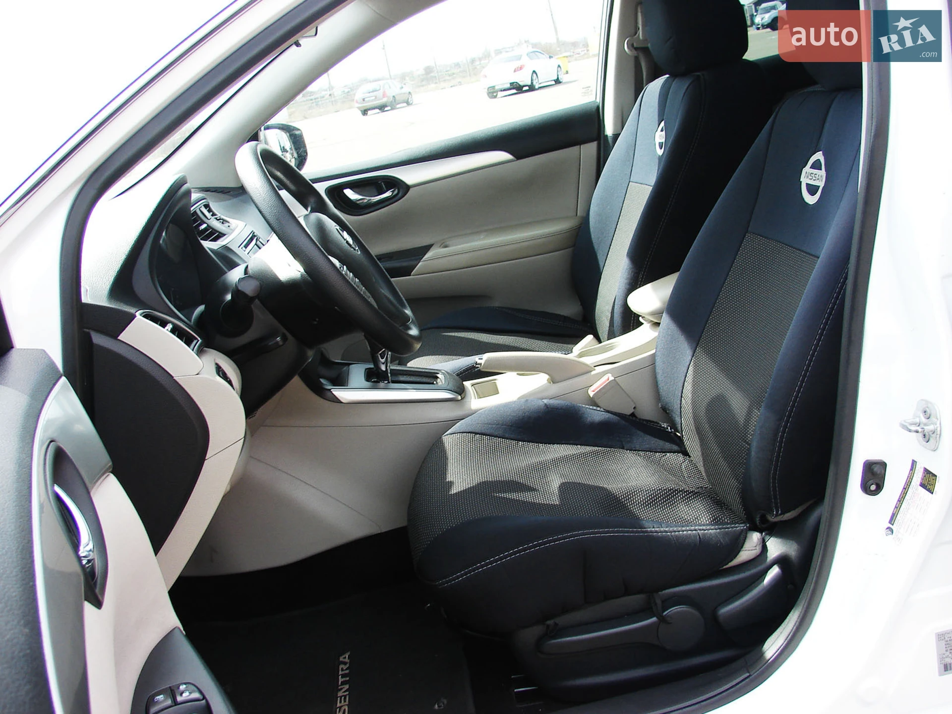 2016 Nissan Sentra - мініатюра 8