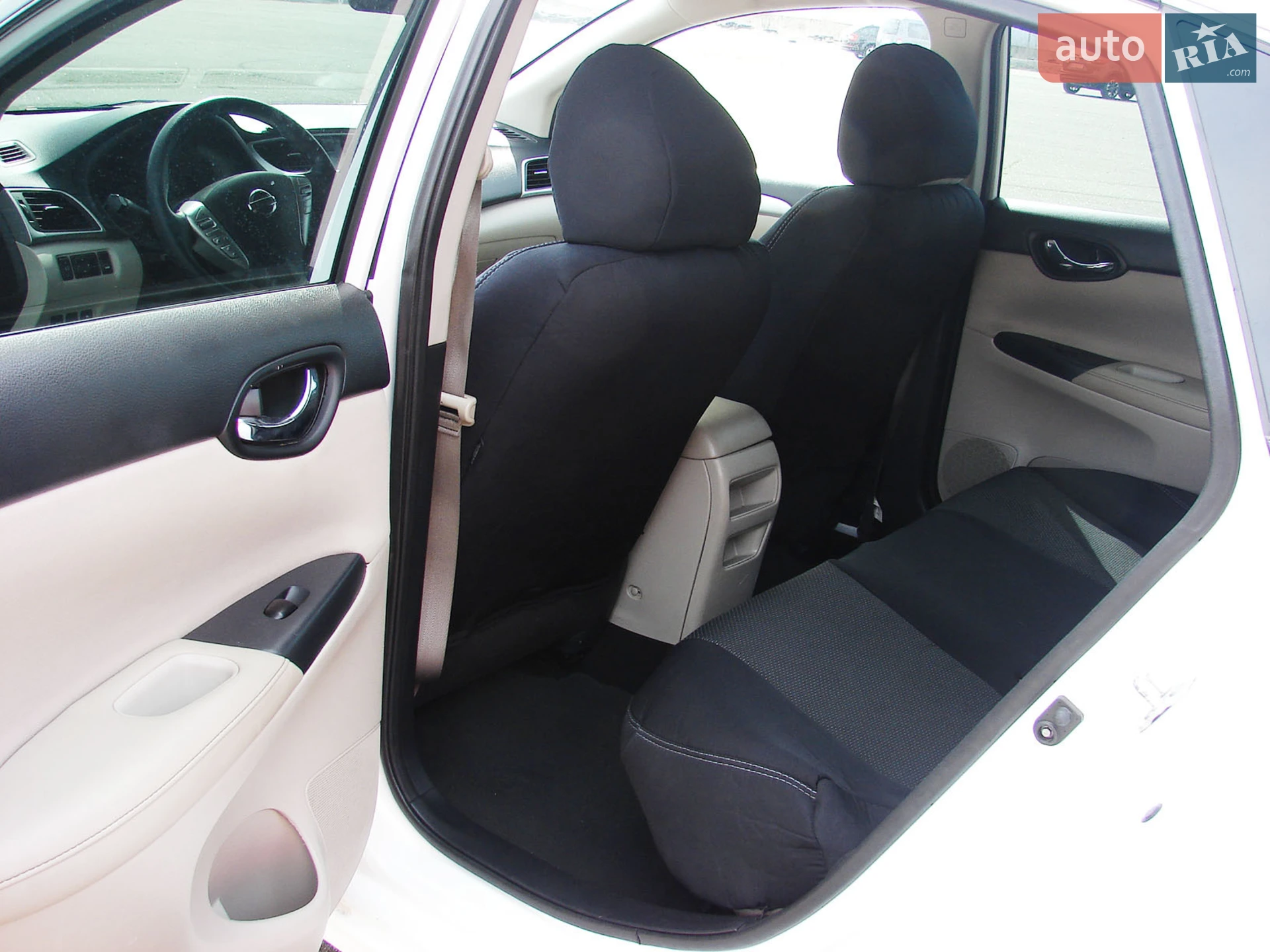 2016 Nissan Sentra - мініатюра 11