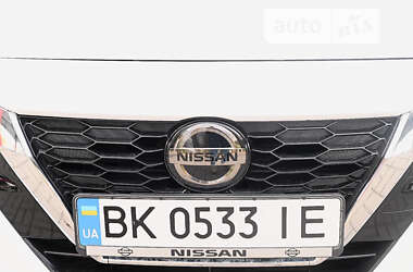 Седан Nissan Sentra 2020 в Дубно