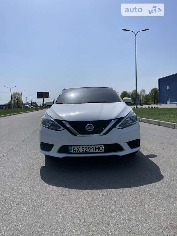 Седан Nissan Sentra 2018 в Харькове