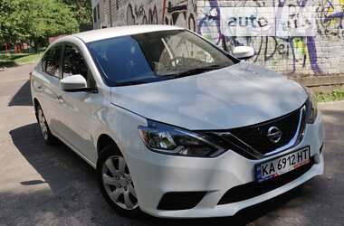 Седан Nissan Sentra 2016 в Києві