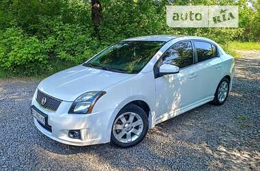 Седан Nissan Sentra 2010 в Хмельницком