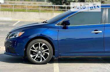 Седан Nissan Sentra 2017 в 