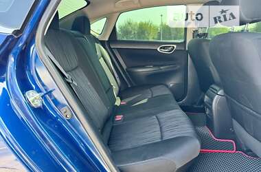 Седан Nissan Sentra 2017 в 
