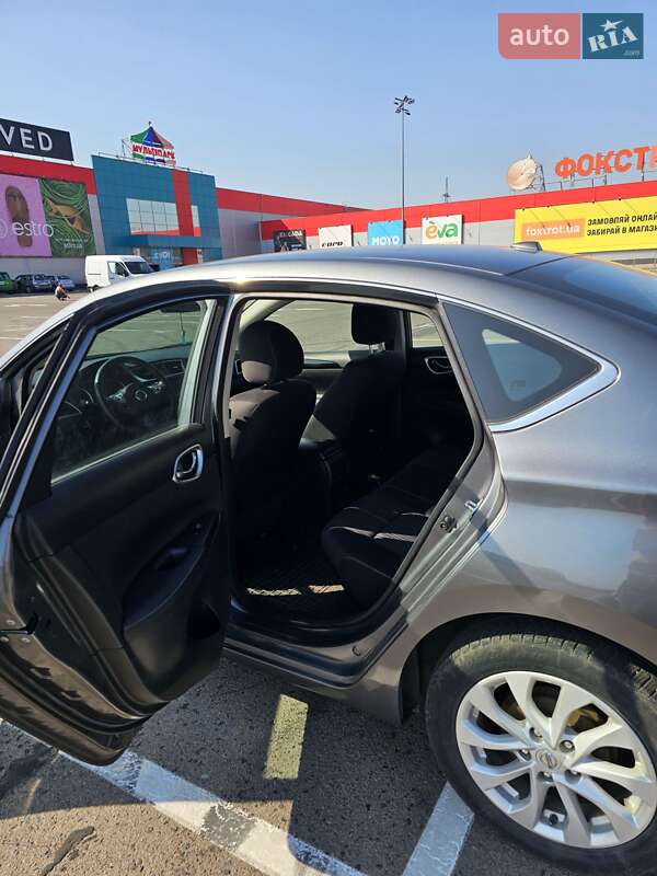 Седан Nissan Sentra 2018 в Рівному фото 11 Седан Nissan Sentra 2018 в Рівному