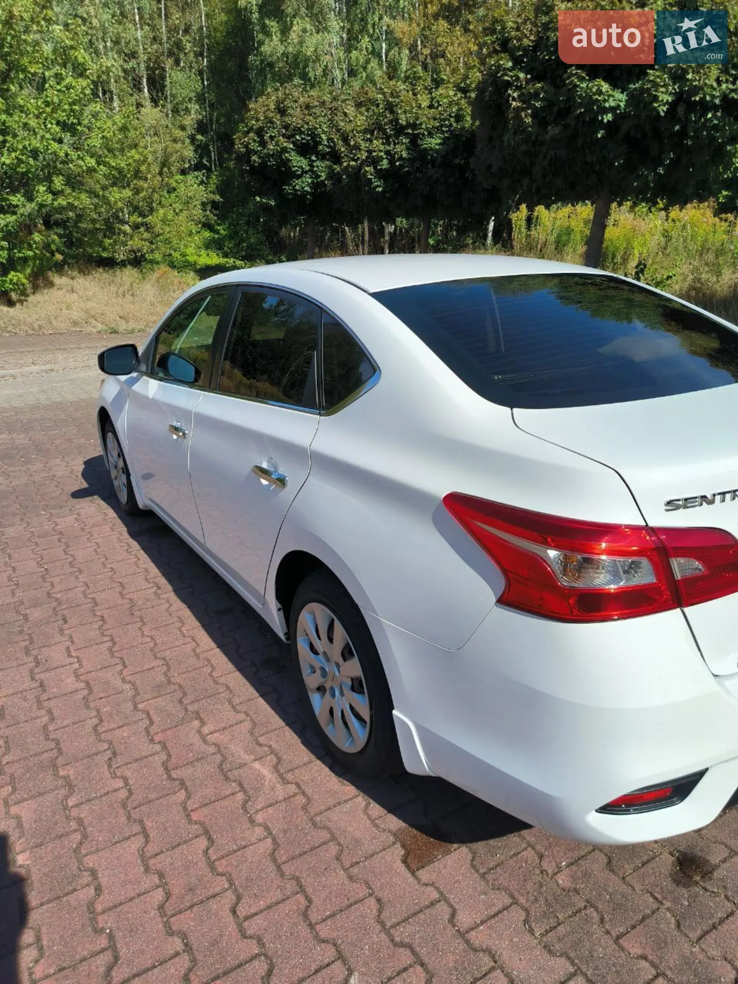 2017 Nissan Sentra - мініатюра 4