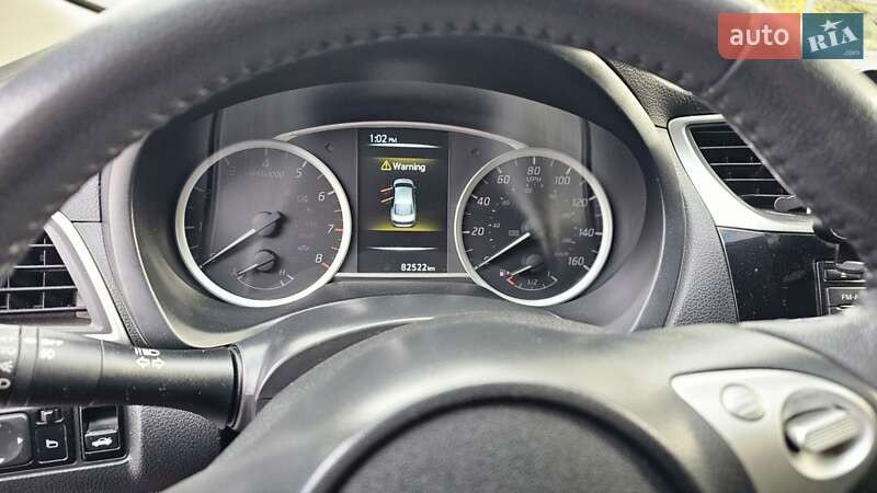 Седан Nissan Sentra 2017 в Днепре